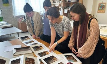 Студенты иконописного отделения Пермской духовной семинарии проходят музейную практику в галерее